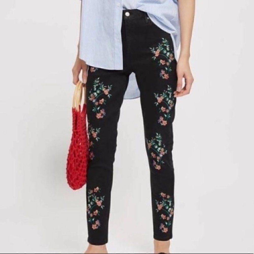 TOPSHOP Moto Jamie Embroidered Black Skinny Jeans